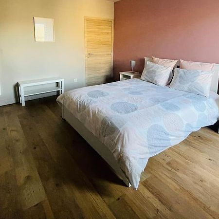 Appartement Cosy Au Centre De بوراين المظهر الخارجي الصورة